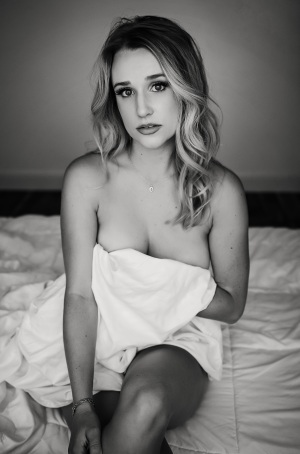 bridal-boudoir-photoshoot-austin-texas.jpg